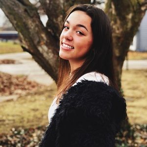 Meet your Posher, Julia